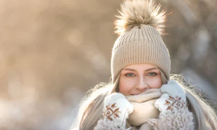 Accessorizing in the Cold: Hats, Scarves, and Gloves Galore